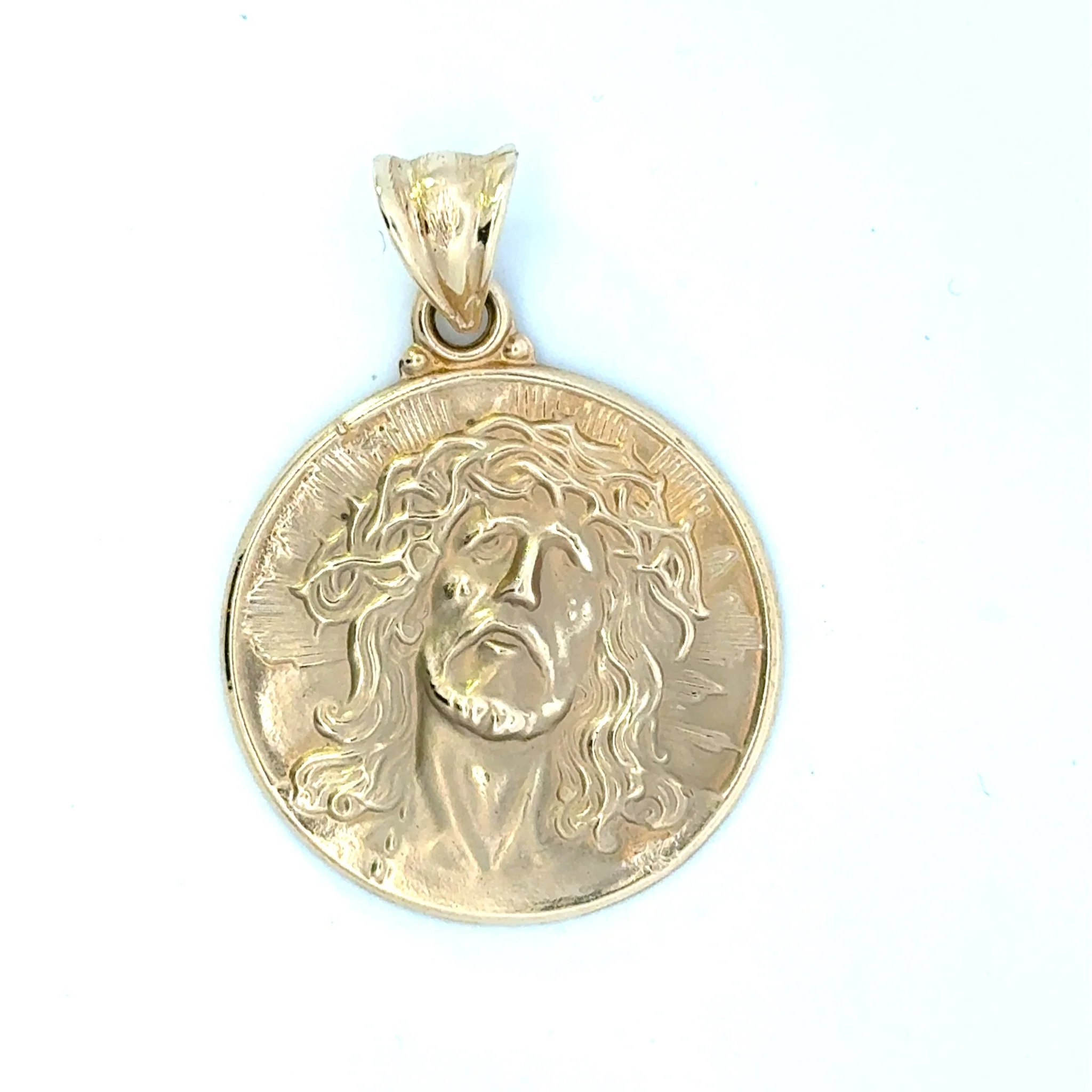 Christ Head in fourteen Karat Yellow Gold 27mm
