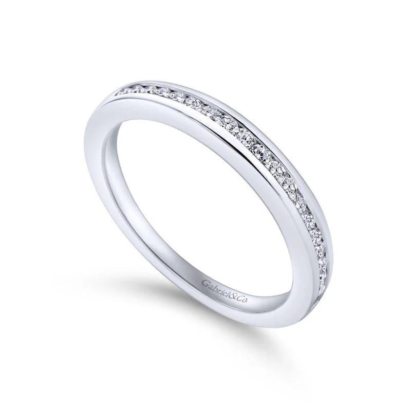 Gabriel & Co. 14k White Gold Contemporary Anniversary Wedding Band - Image 3