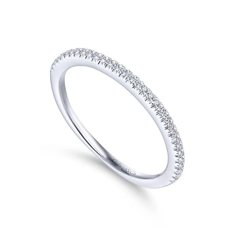 Gabriel & Co. 14k White Gold Contemporary Curved Wedding Band - Image 3