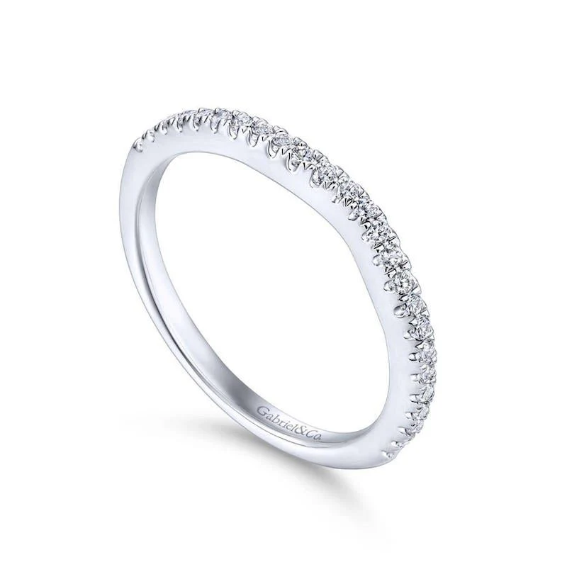 Gabriel & Co. 14k White Gold Contemporary Curved Wedding Band - Image 3