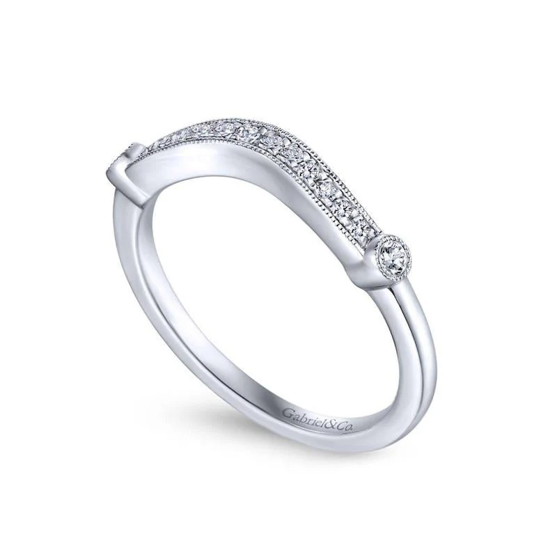 Gabriel & Co. 14k White Gold Victorian Curved Wedding Band - Image 3