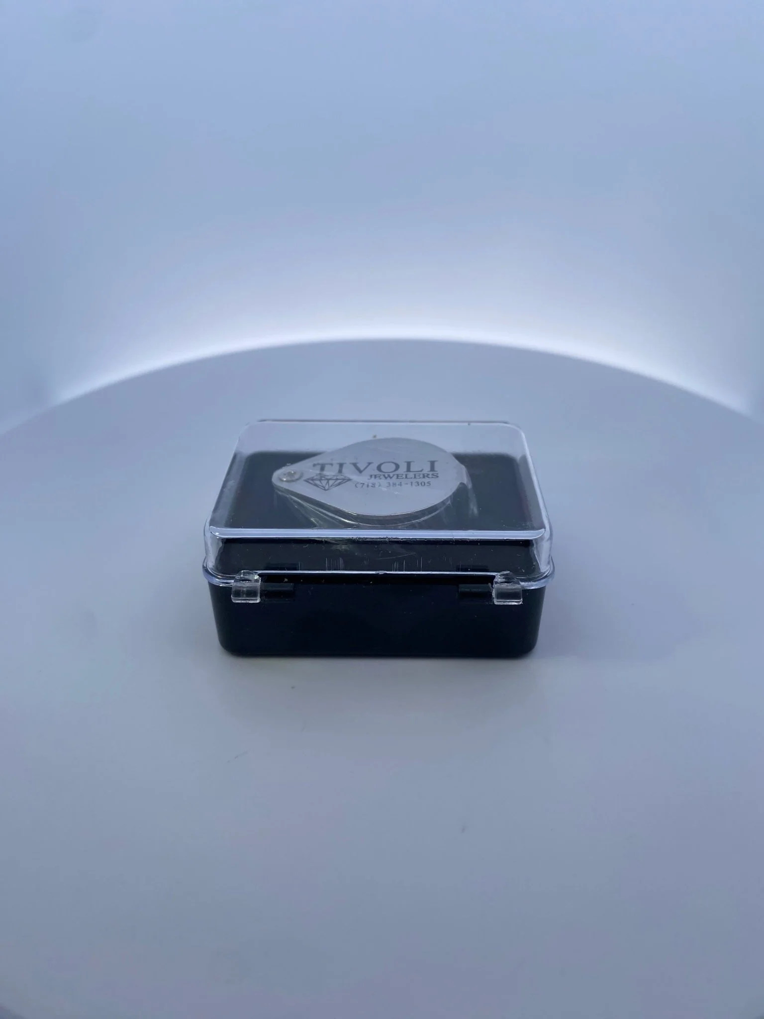 Triple Lens Jewelry Loupe. - Image 2