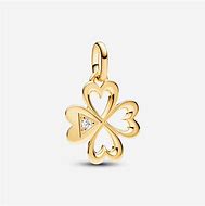 Pandora ME Heart Four Leaf Clover Medallion Charm 763034C01
